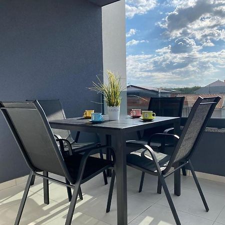 Adria-Appartment-Island-Vir #Sea #Beach #Wifi #Privateparking #Netflix Zewnętrze zdjęcie