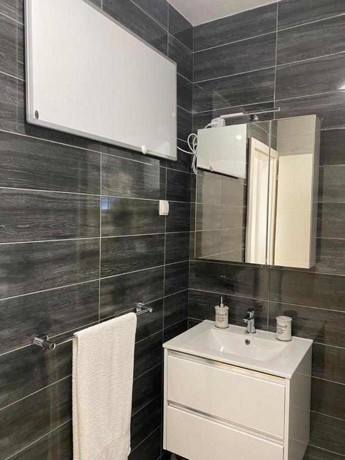 Adria-Appartment-Island-Vir #Sea #Beach #Wifi #Privateparking #Netflix Zewnętrze zdjęcie