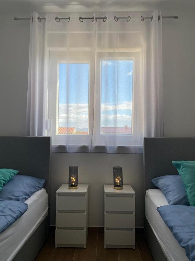Adria-Appartment-Island-Vir #Sea #Beach #Wifi #Privateparking #Netflix Zewnętrze zdjęcie